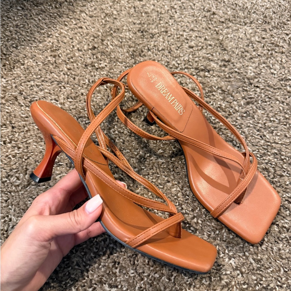 Tan Kitten Heels (Dream Paris)